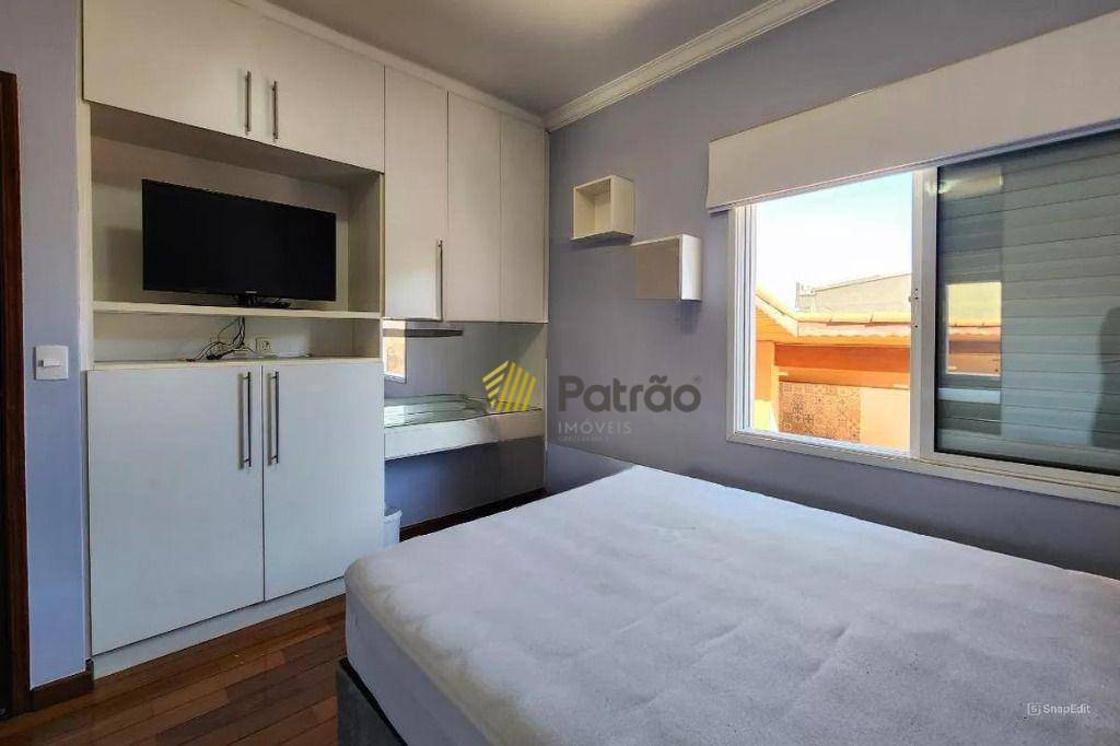 Casa para alugar com 3 quartos, 230m² - Foto 17