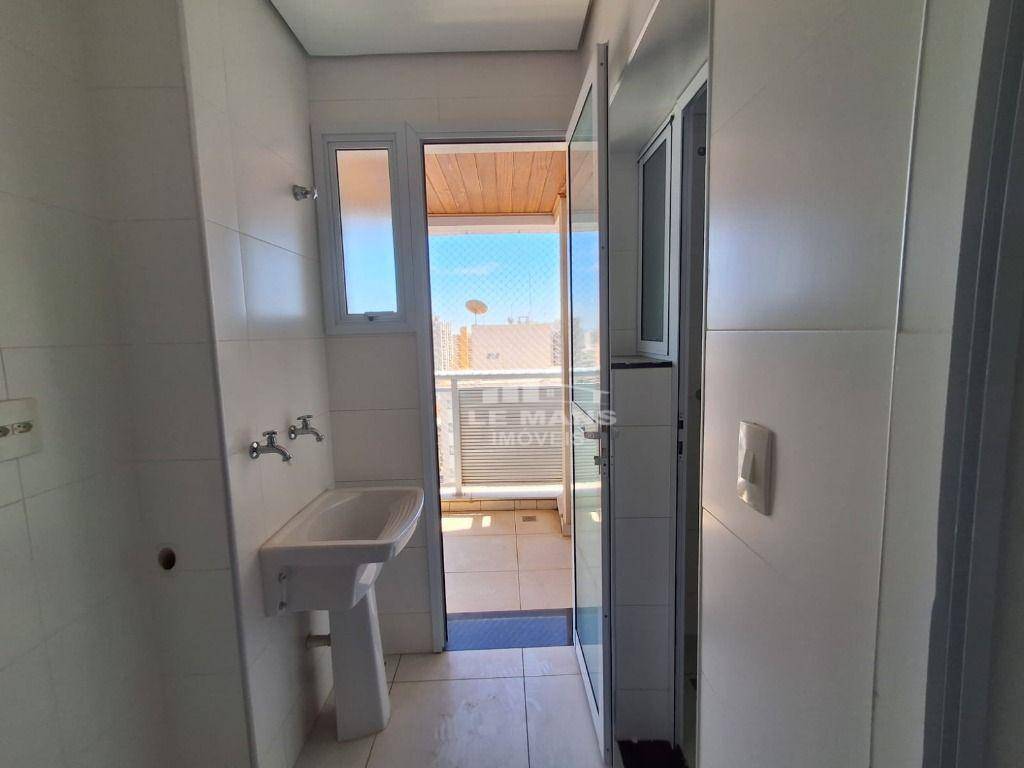 Apartamento à venda com 3 quartos, 98m² - Foto 23