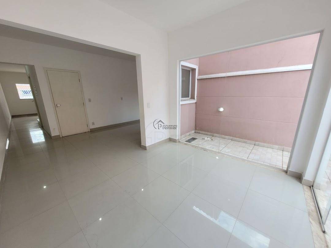 Casa à venda e aluguel com 3 quartos, 126m² - Foto 14