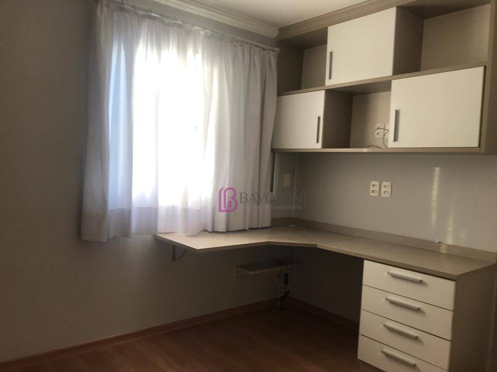 Apartamento para alugar com 2 quartos, 70m² - Foto 14