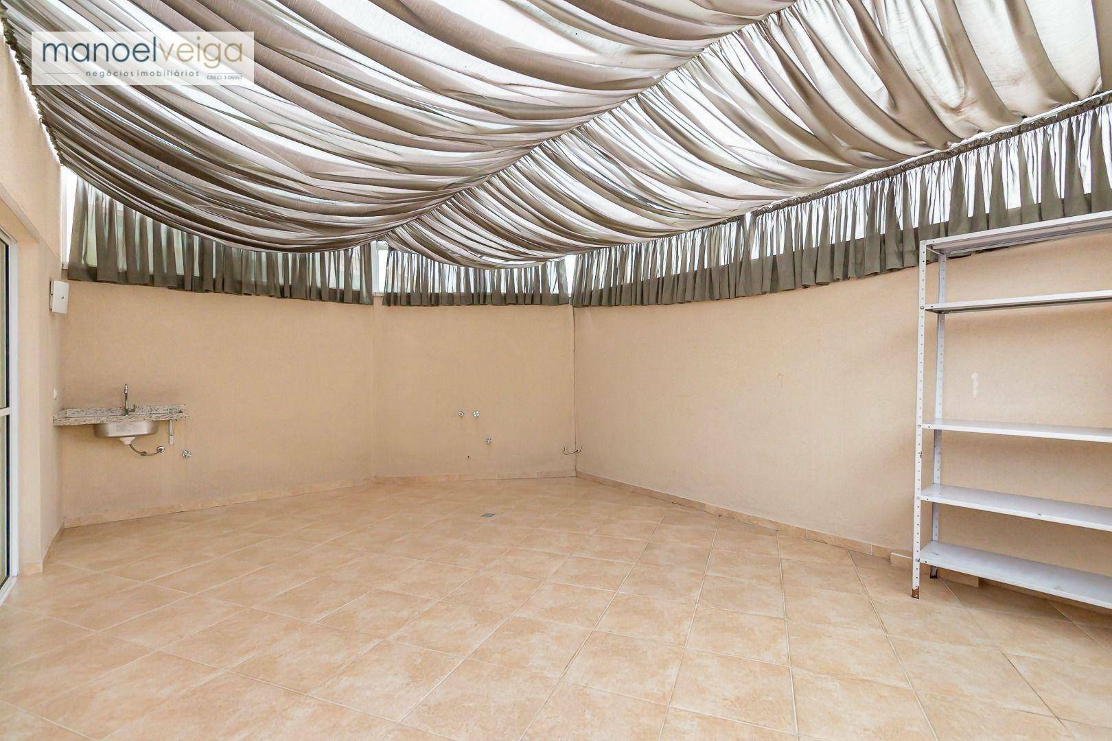 Apartamento para alugar com 3 quartos, 121m² - Foto 34