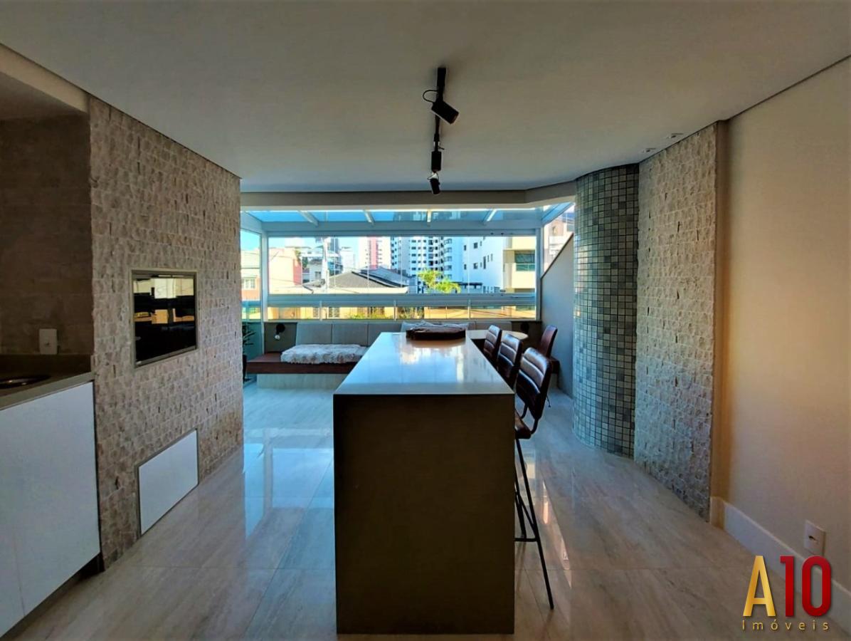 Apartamento à venda com 3 quartos, 209m² - Foto 26