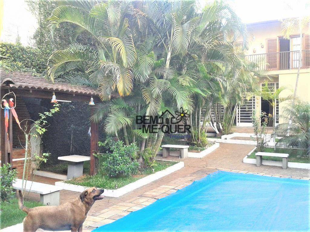 Casa à venda com 3 quartos, 360m² - Foto 1