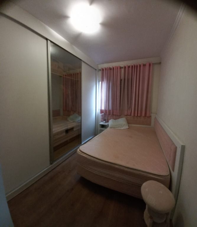 Apartamento à venda com 2 quartos, 75m² - Foto 16