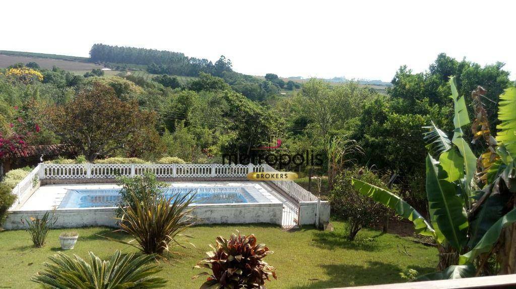 Chácara à venda com 2 quartos, 170m² - Foto 11