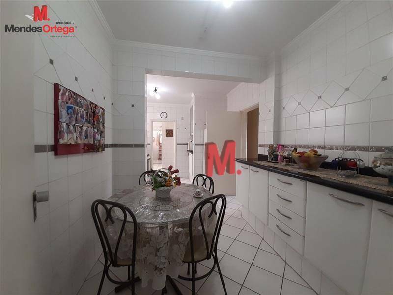 Apartamento à venda com 3 quartos, 183m² - Foto 15