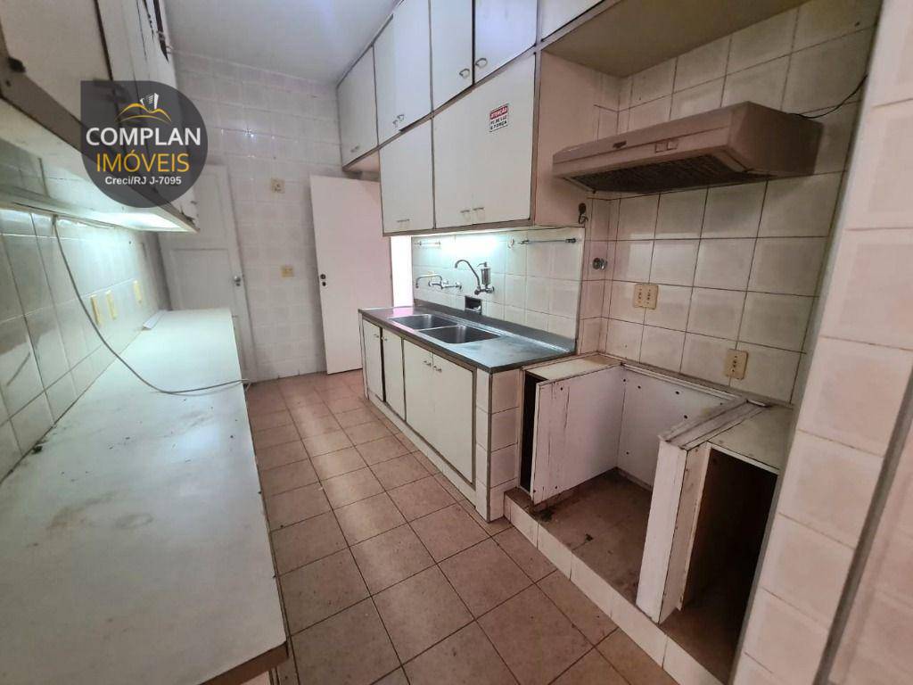 Apartamento à venda com 3 quartos, 120m² - Foto 24