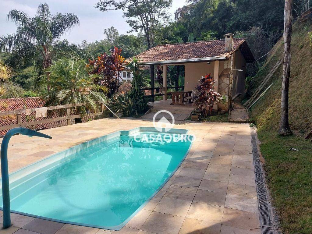 Casa de Condomínio à venda com 5 quartos, 385m² - Foto 10