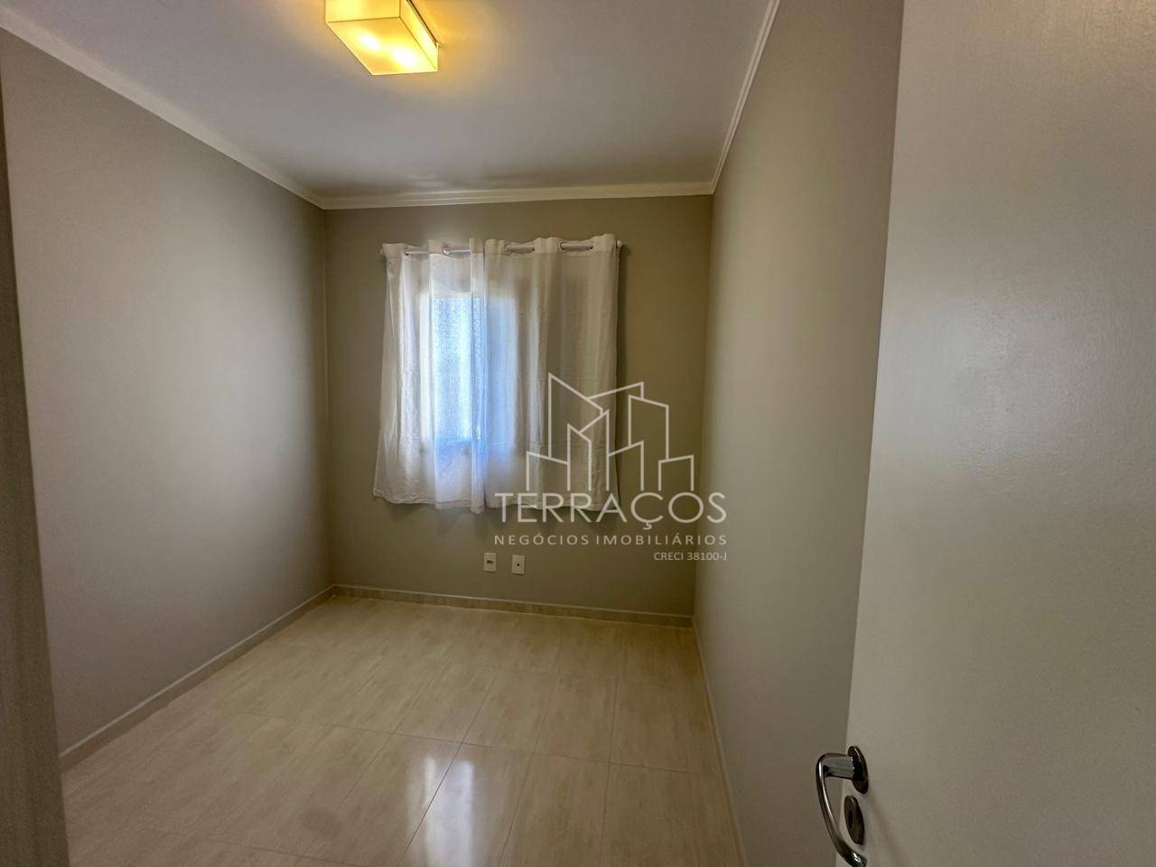 Apartamento para alugar com 3 quartos, 87m² - Foto 15