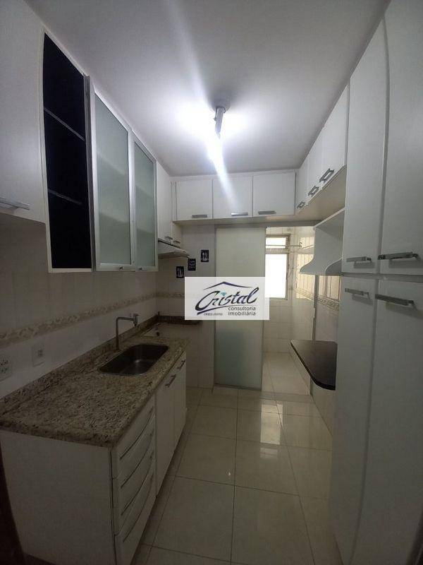 Apartamento à venda com 2 quartos, 60m² - Foto 1