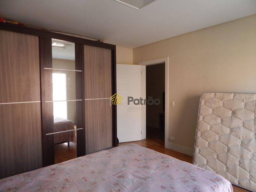 Sobrado à venda com 3 quartos, 245m² - Foto 24