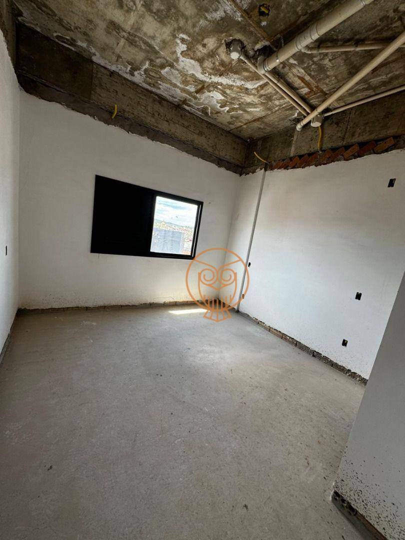 Apartamento à venda com 3 quartos, 160m² - Foto 8