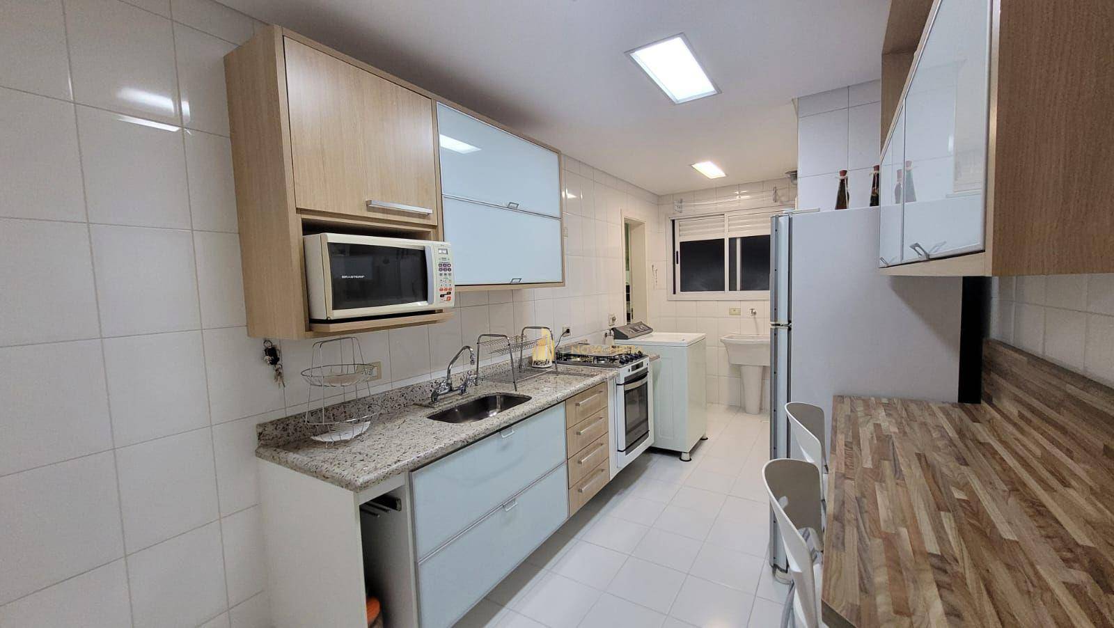 Apartamento à venda com 3 quartos, 92m² - Foto 2