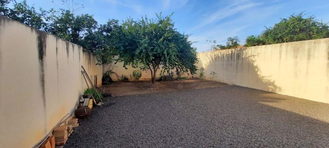Casa à venda com 3 quartos, 200m² - Foto 48