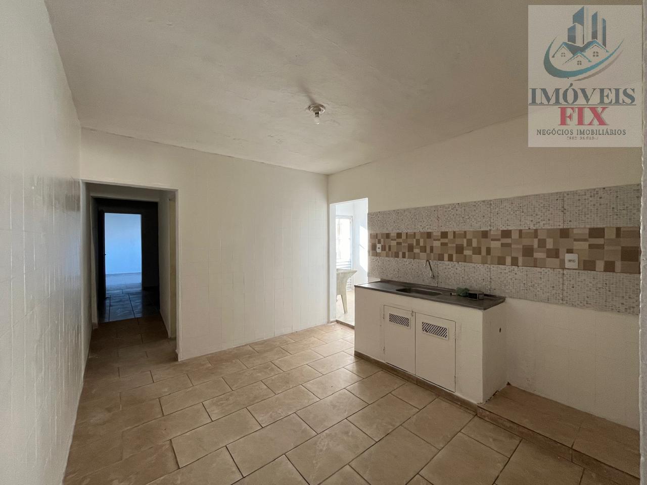 Casa à venda com 3 quartos, 80m² - Foto 16