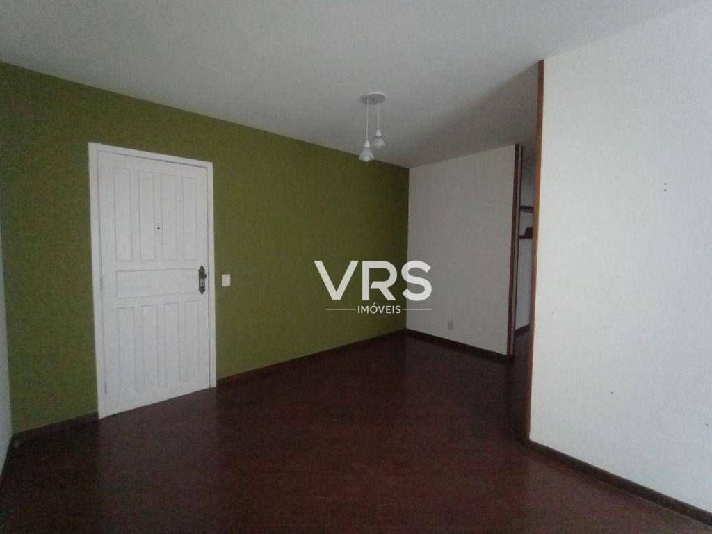 Apartamento à venda com 2 quartos, 63m² - Foto 14