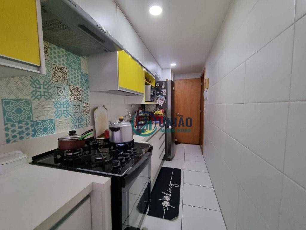 Apartamento à venda com 2 quartos, 82m² - Foto 15