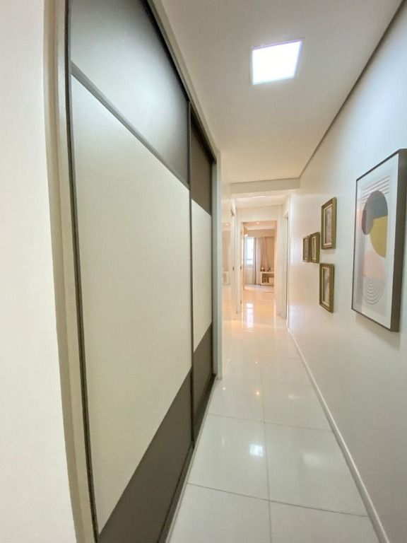 Apartamento à venda com 3 quartos, 212m² - Foto 21