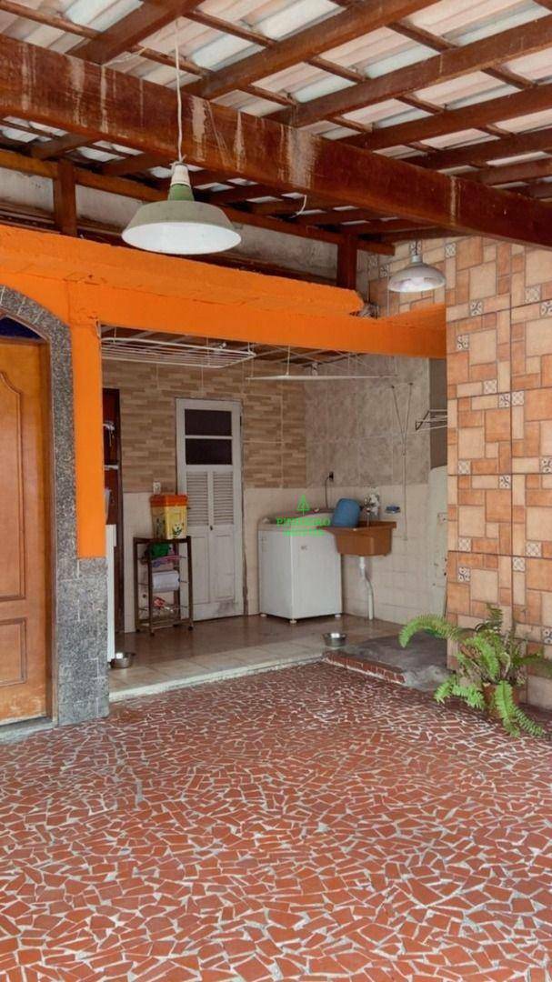 Casa à venda com 3 quartos, 230m² - Foto 42