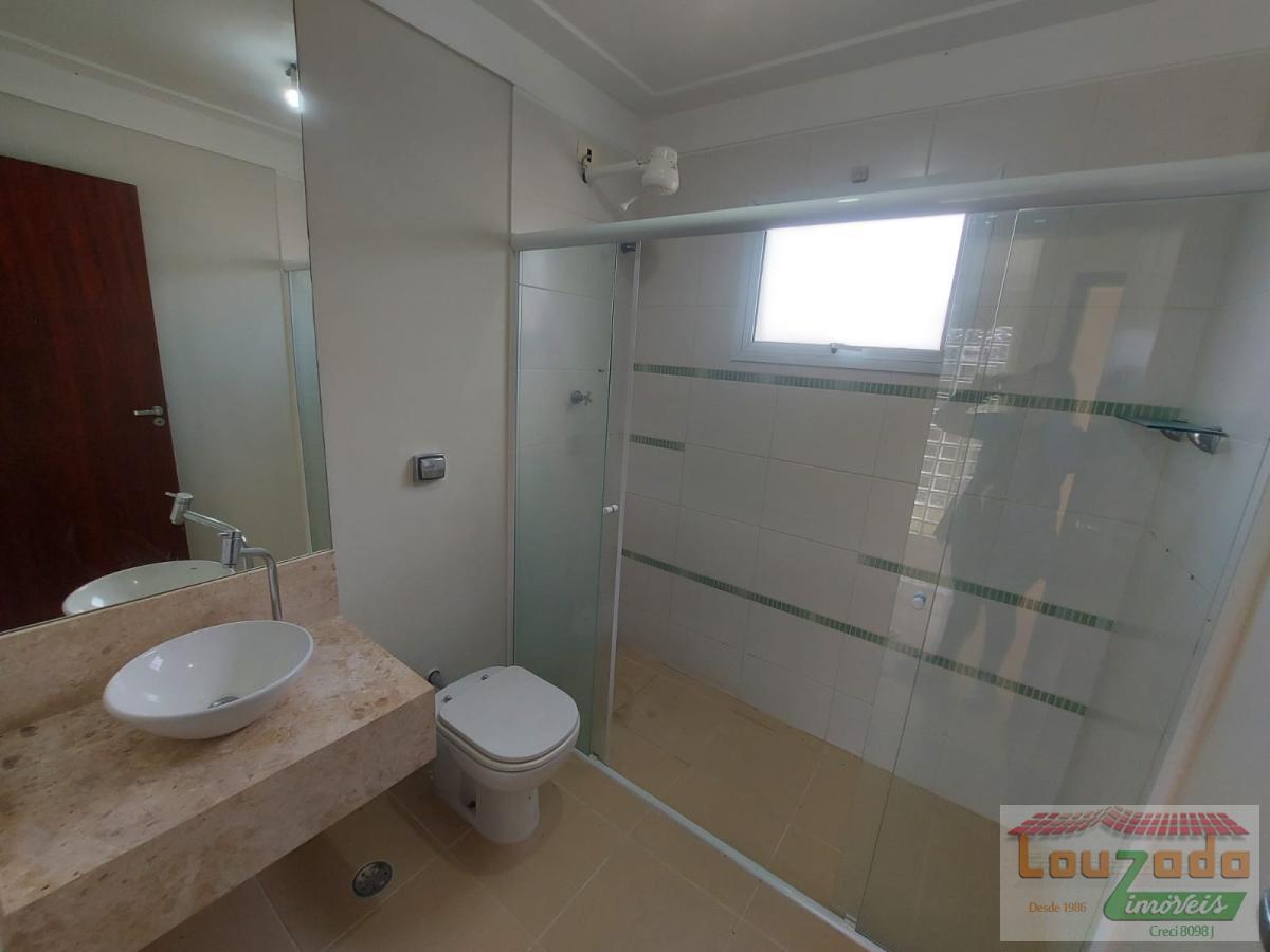 Sobrado à venda com 4 quartos, 250m² - Foto 9