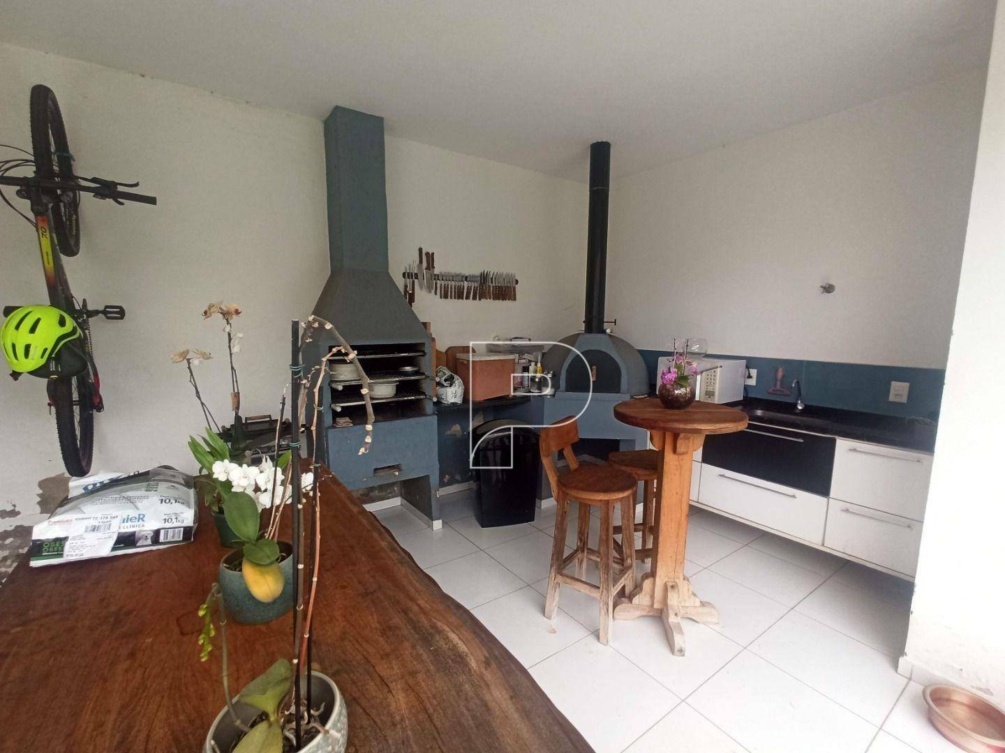 Casa de Condomínio à venda com 3 quartos, 230m² - Foto 22