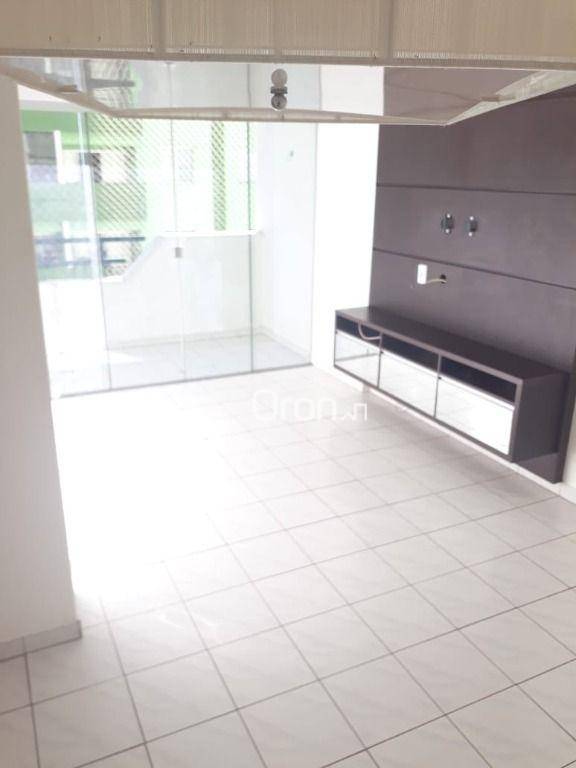 Apartamento à venda com 2 quartos, 72m² - Foto 2