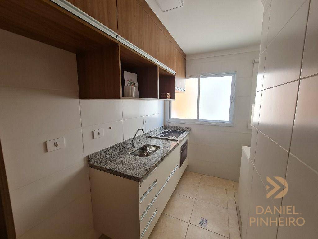 Apartamento à venda com 2 quartos, 55m² - Foto 6