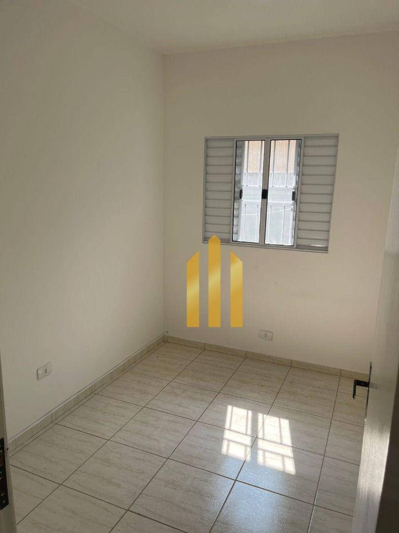 Casa para alugar com 2 quartos, 70m² - Foto 22