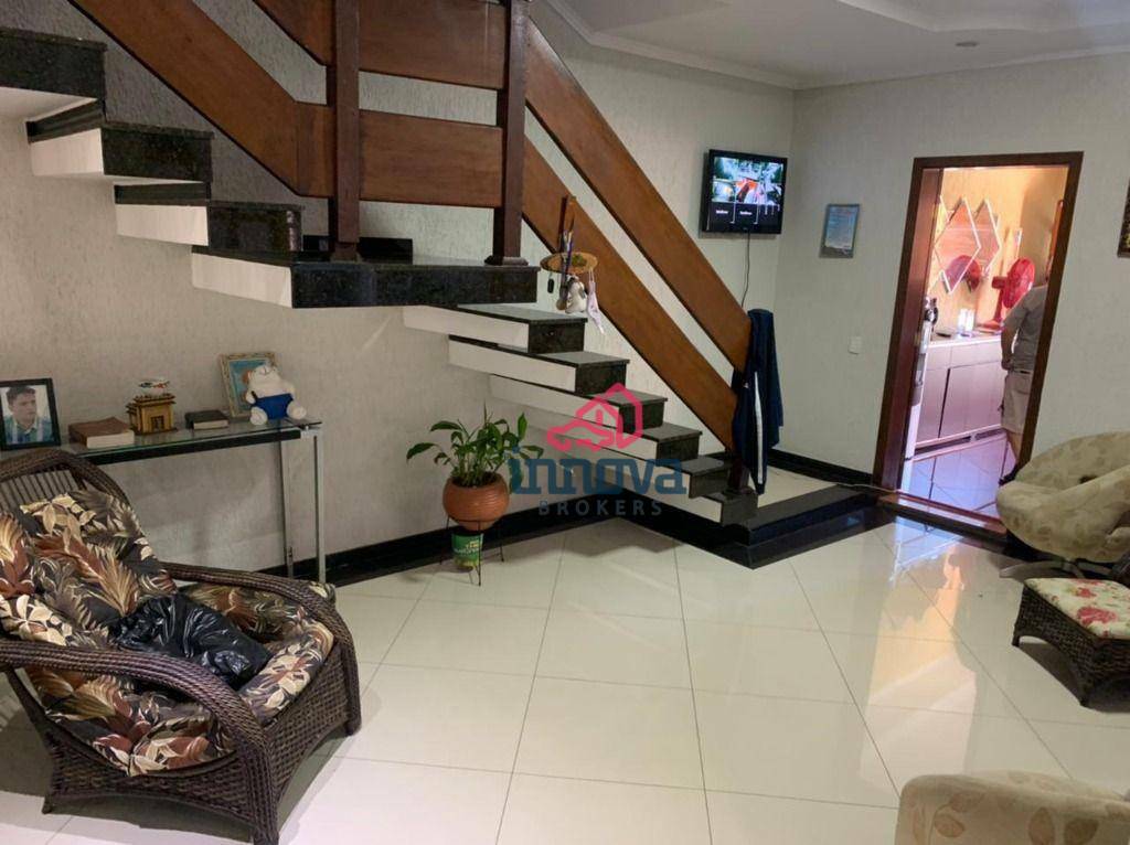 Casa à venda com 3 quartos, 375m² - Foto 29