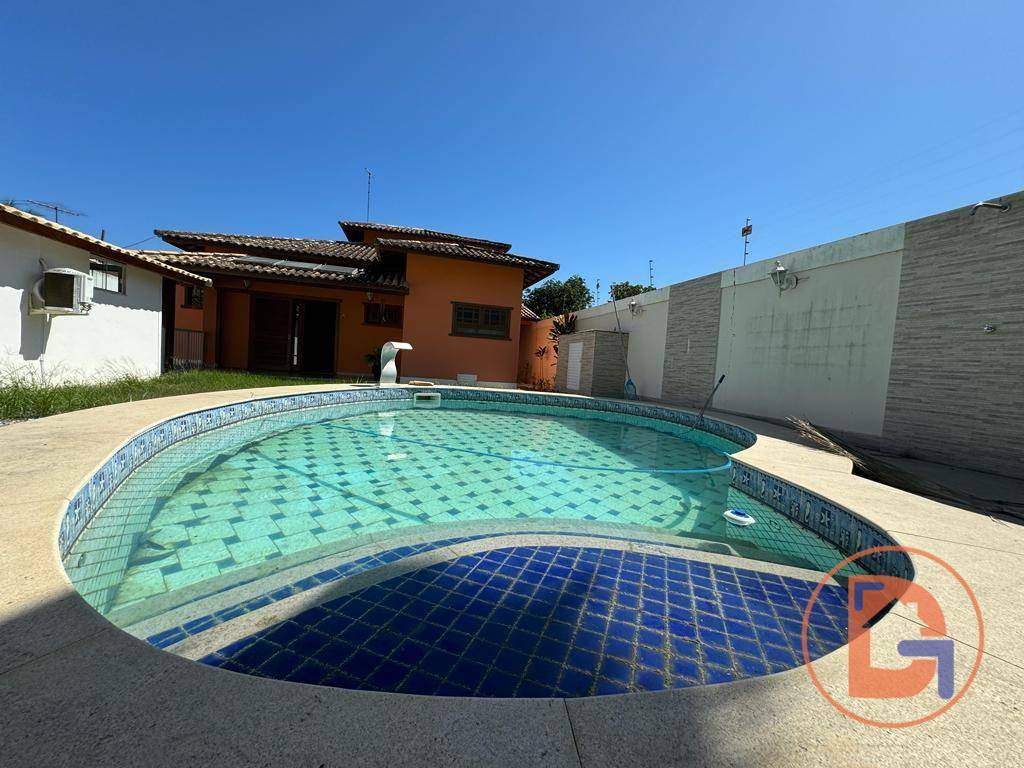 Casa à venda com 6 quartos, 294m² - Foto 37