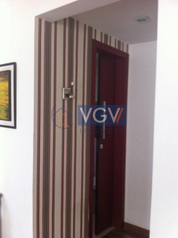 Apartamento à venda com 3 quartos, 112m² - Foto 1