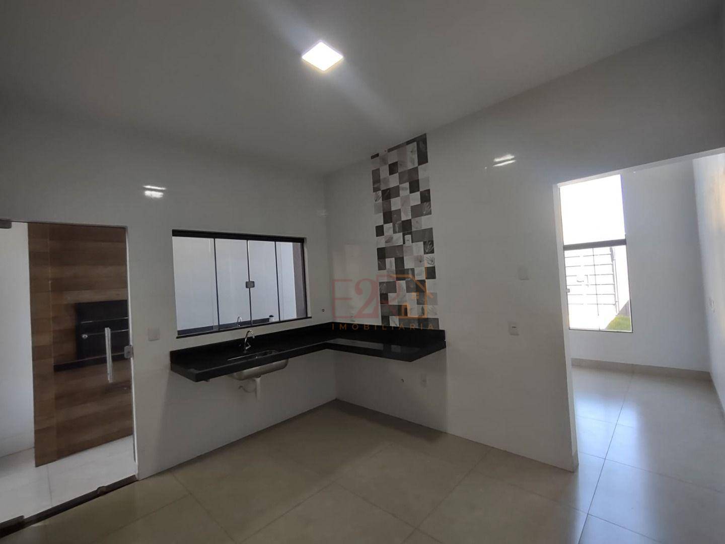 Casa à venda com 3 quartos, 78m² - Foto 4