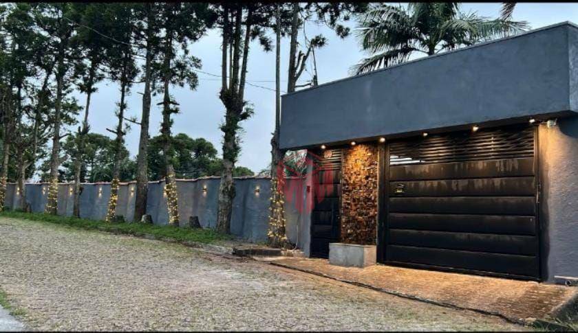 Chácara, 3 quartos, 1650 m² - Foto 1