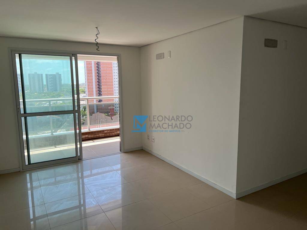 Apartamento à venda com 3 quartos, 98m² - Foto 2