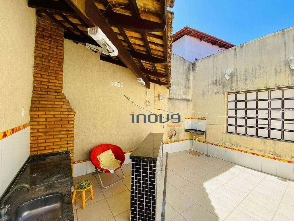 Casa à venda com 2 quartos, 240m² - Foto 22