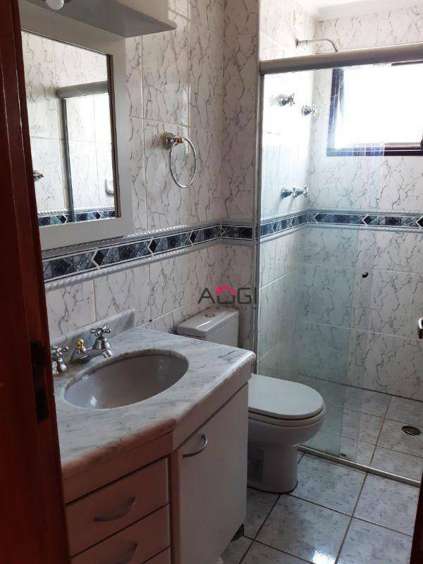 Apartamento à venda com 4 quartos, 130m² - Foto 2