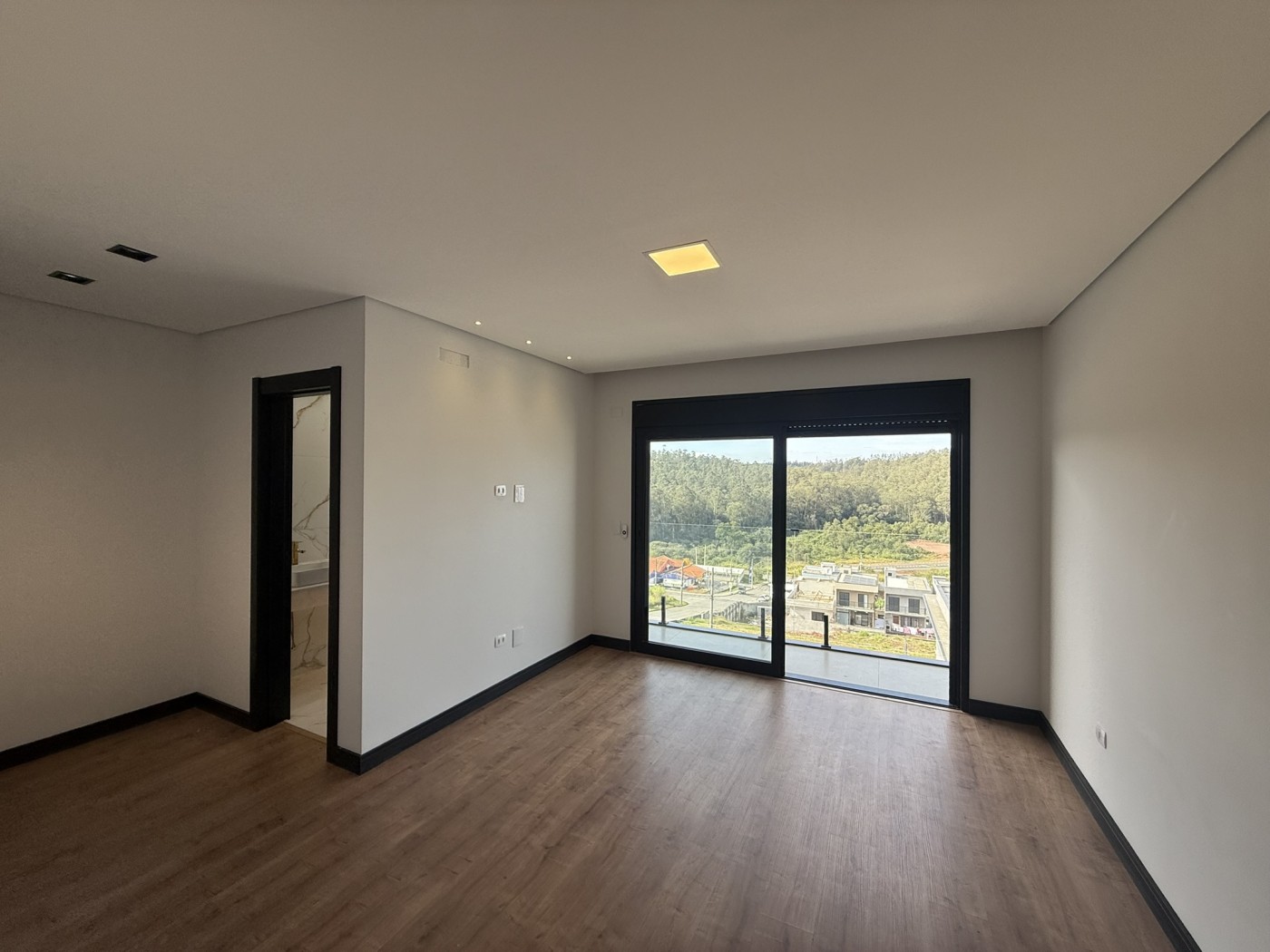 Casa à venda com 3 quartos, 215m² - Foto 26
