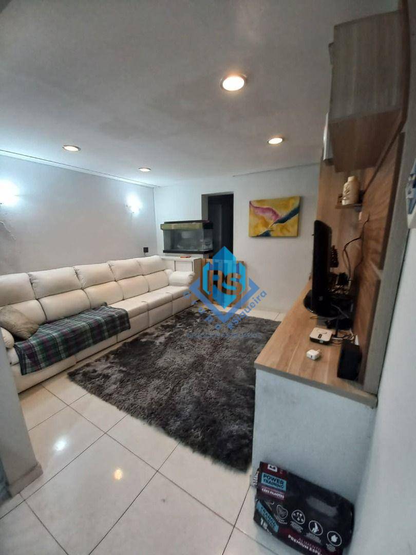 Sobrado à venda com 3 quartos, 160m² - Foto 2