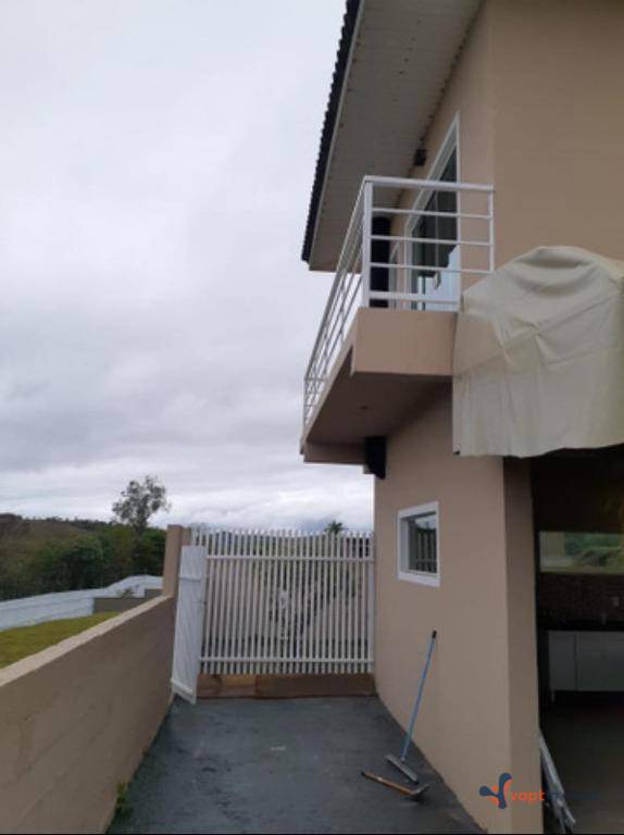 Sobrado à venda com 4 quartos, 300m² - Foto 3