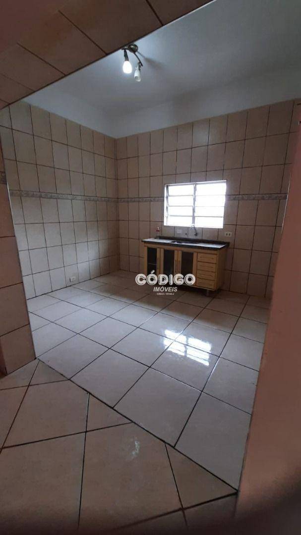 Apartamento para alugar com 2 quartos, 116m² - Foto 6