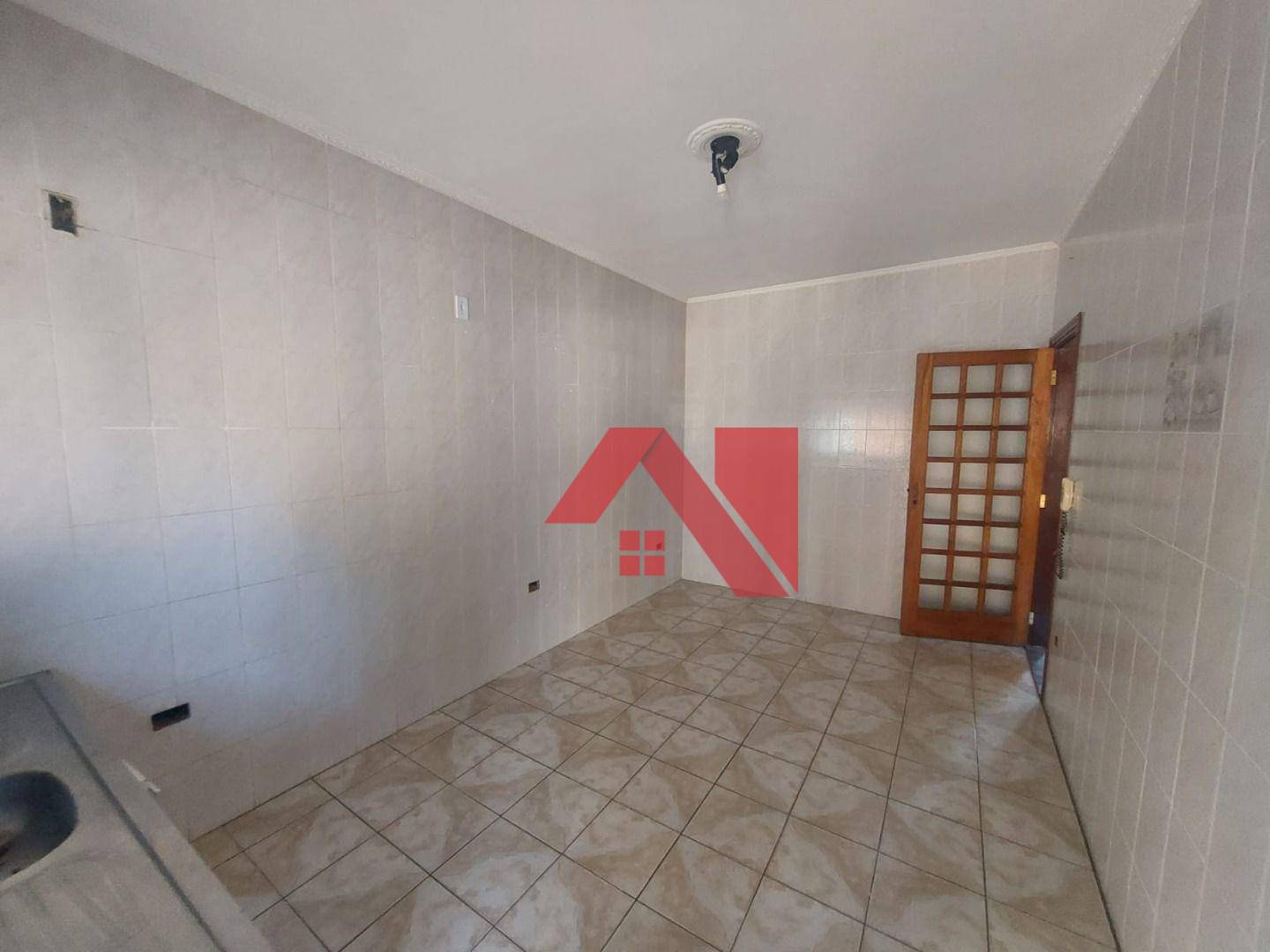 Casa à venda com 2 quartos, 60m² - Foto 6