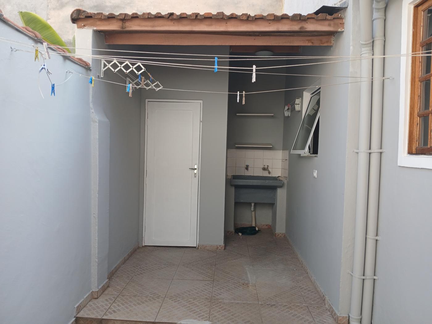 Casa para alugar com 2 quartos, 208m² - Foto 17