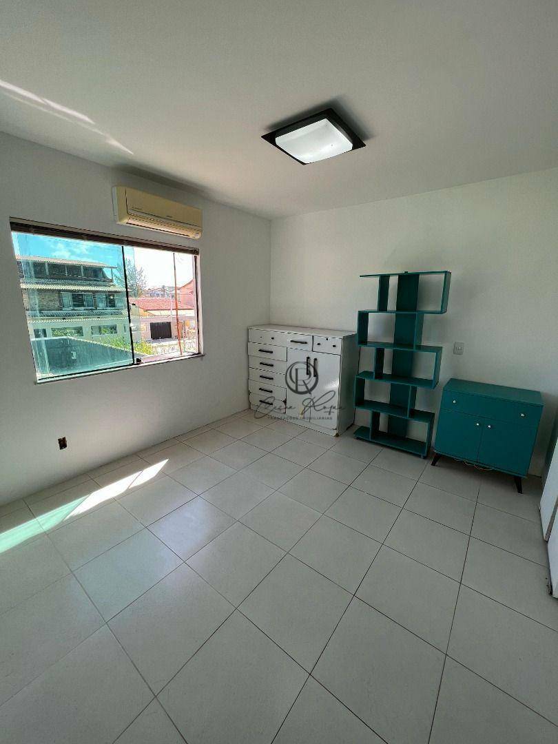 Casa para alugar com 4 quartos, 289m² - Foto 34