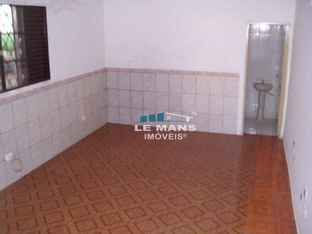 Casa à venda com 2 quartos, 190m² - Foto 17