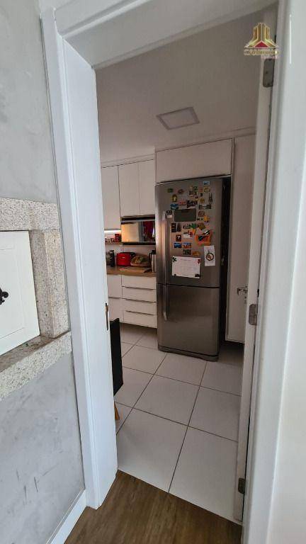 Apartamento à venda com 3 quartos, 127m² - Foto 15