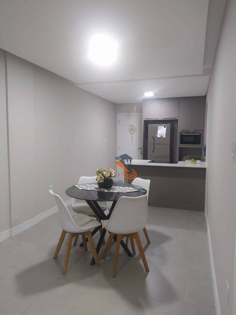 Apartamento à venda com 2 quartos, 71m² - Foto 5