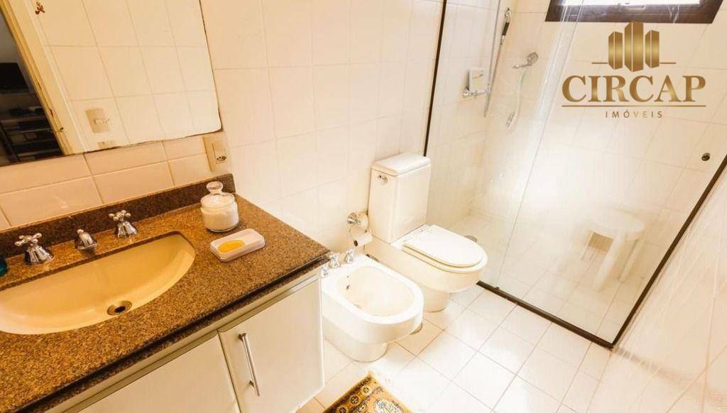 Apartamento à venda com 4 quartos, 195m² - Foto 10