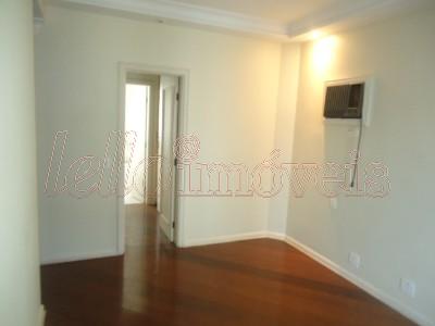 Apartamento à venda com 3 quartos, 200m² - Foto 10