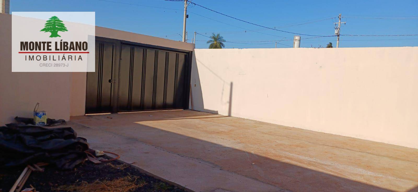 Casa à venda com 2 quartos, 70m² - Foto 2