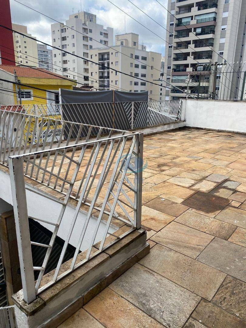 Casa para alugar com 4 quartos, 315m² - Foto 13